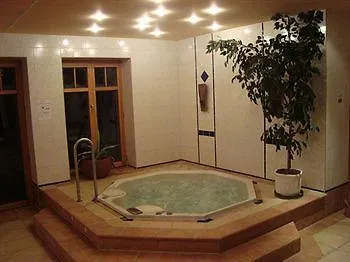 Hotel Seegarten 3*